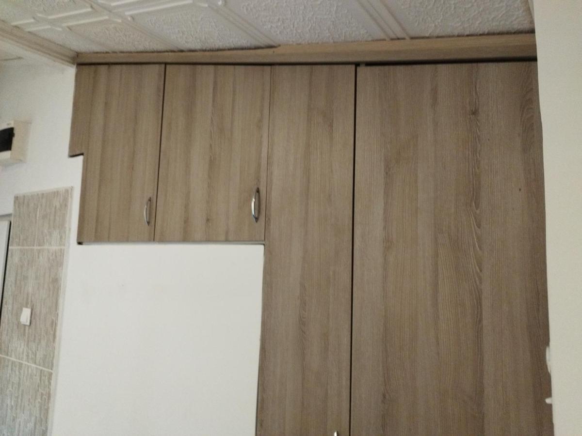 Small Apartment Private Bathroom Strong Wi-Fi 贝尔格莱德 外观 照片