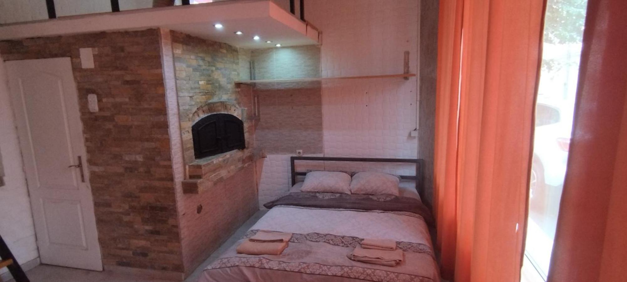 Small Apartment Private Bathroom Strong Wi-Fi 贝尔格莱德 外观 照片
