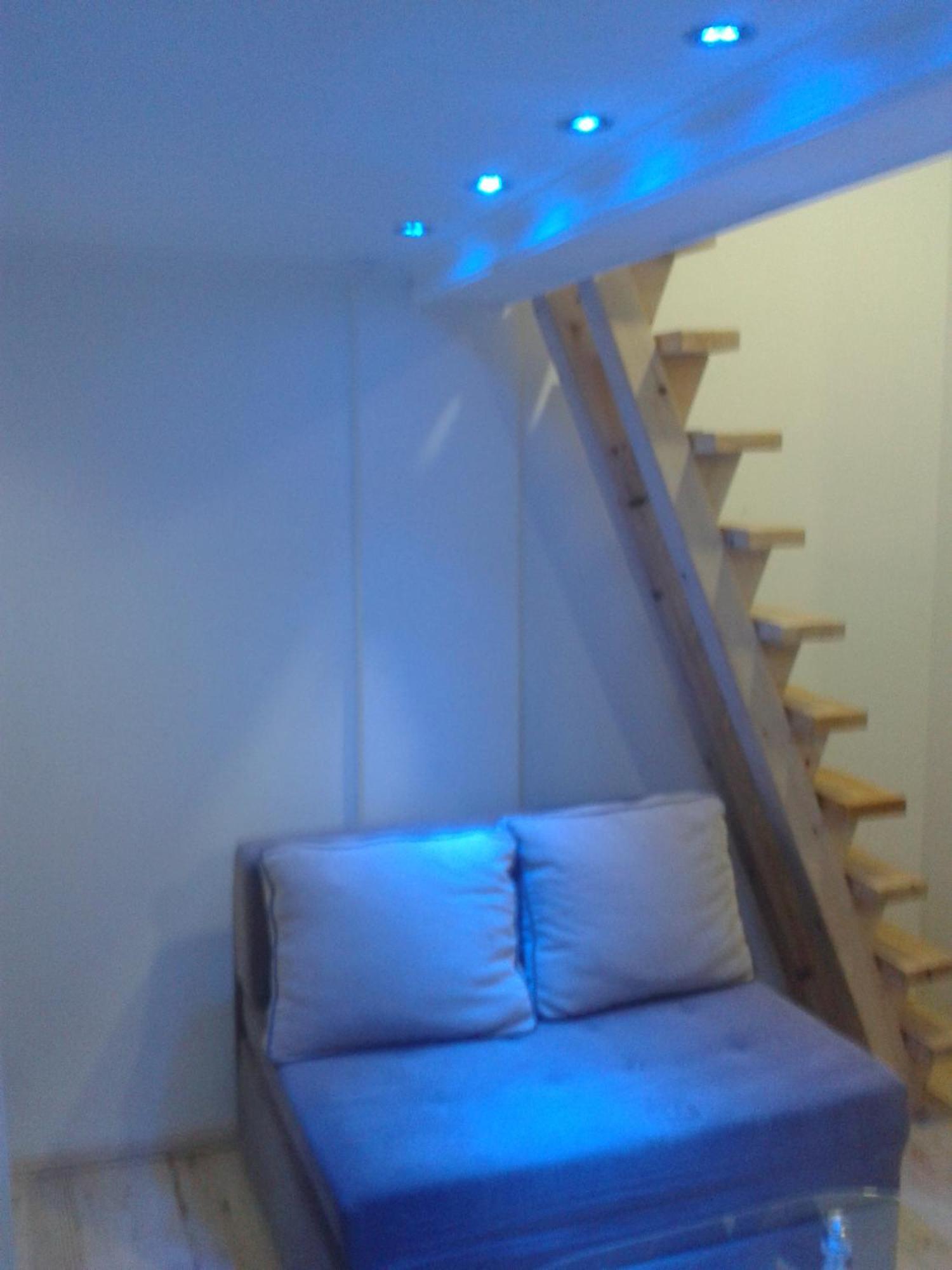 Small Apartment Private Bathroom Strong Wi-Fi 贝尔格莱德 外观 照片