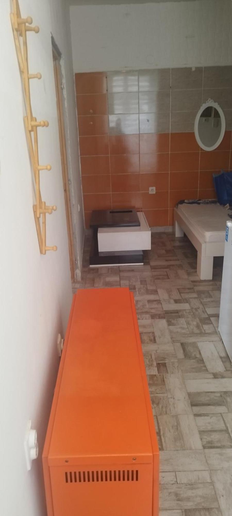 Small Apartment Private Bathroom Strong Wi-Fi 贝尔格莱德 客房 照片