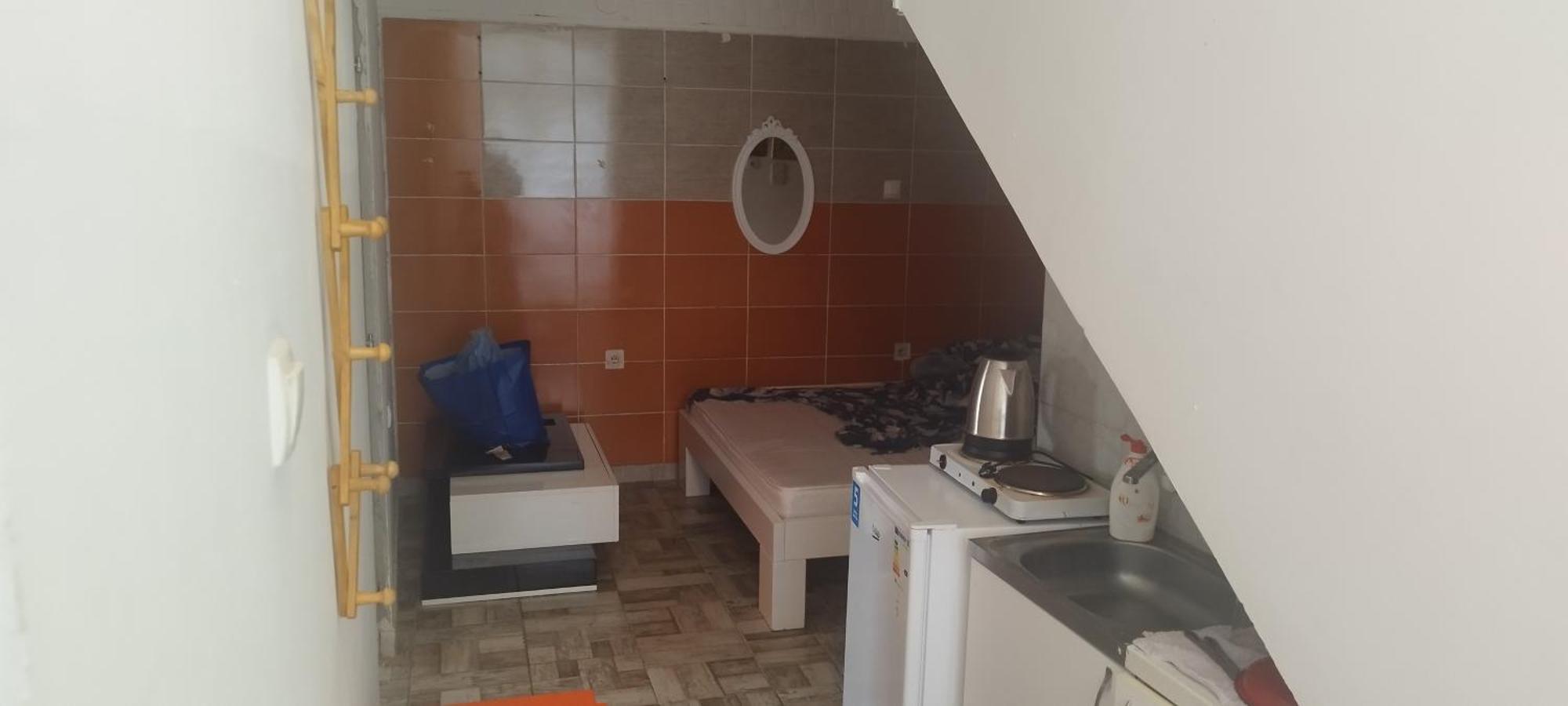 Small Apartment Private Bathroom Strong Wi-Fi 贝尔格莱德 外观 照片